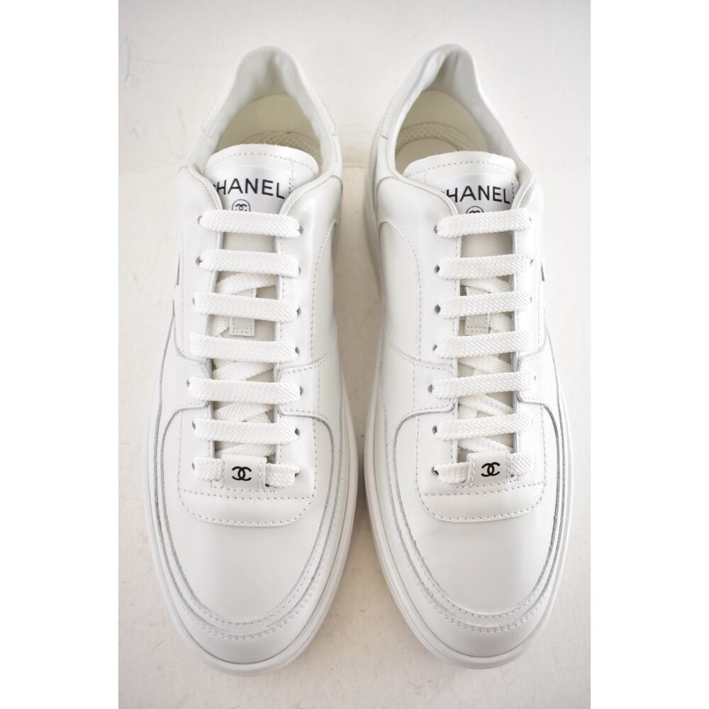 Chanel 25B White Calfskin Leather CC Logo Tie Flat Runner Trainer Sneaker 42 - Picture 8 of 16